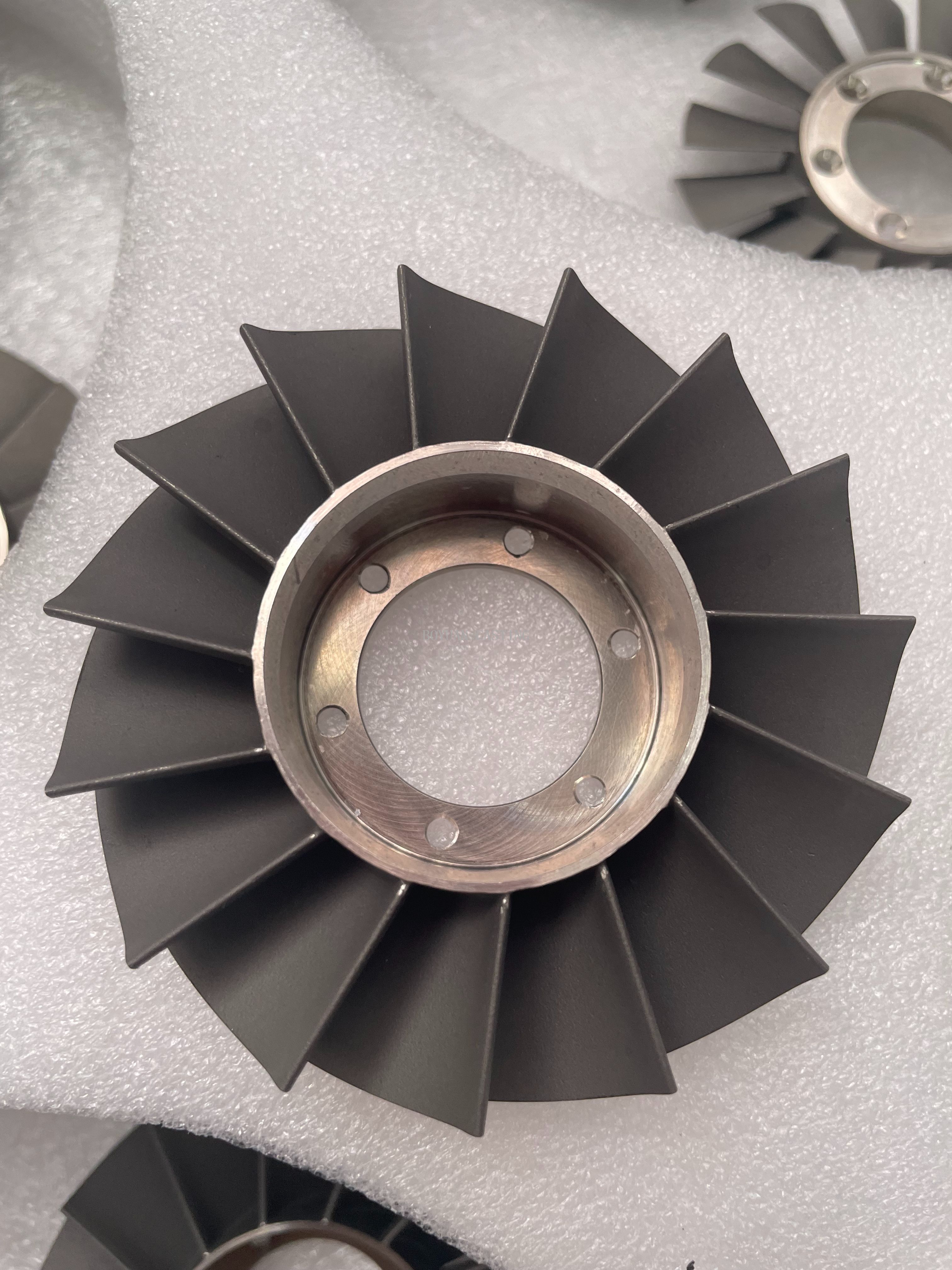 40kg Thrust Turbine Wheel and Nozzle Guide Vane for Aero Engine